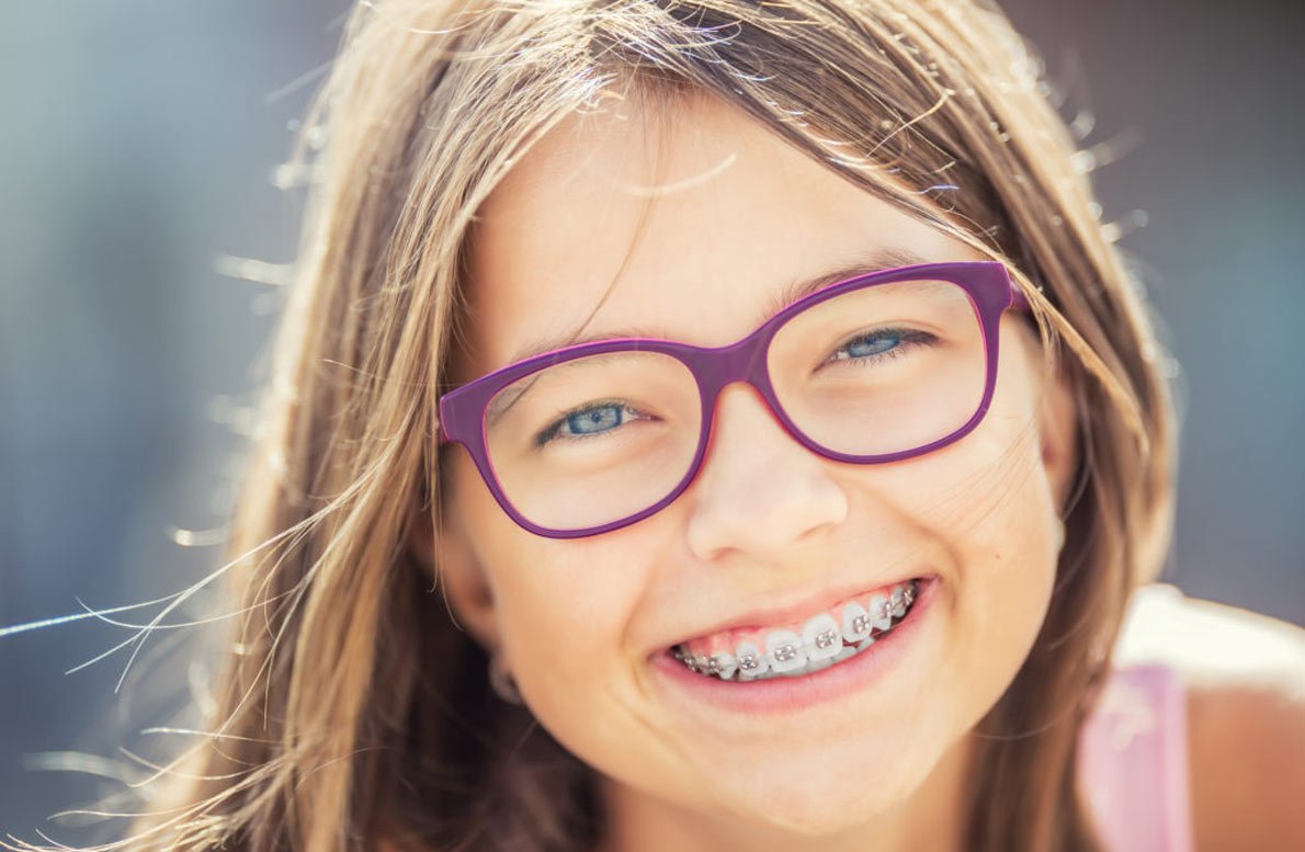 BRACKETS - ORTODONCIA + FONOAUDIOLOGIA